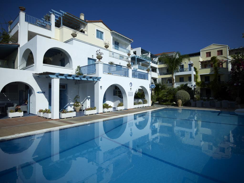 Nikis Village Poros Town Bagian luar foto